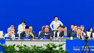 Airlangga Sebut Indonesia Tak Mau Hanya Jadi Pentonton dalam Industri AI Global, Ungkap Visi RI dalam Ekonomi Digital