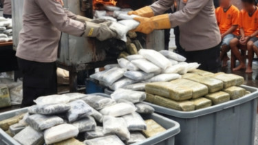 Tiga Bulan Operasi, Polda Sumbar Bongkar 61 Kasus Narkoba dan Ringkus 79 Tersangka, Hampir 70 Kg Sabu dan Ganja Dimusnahkan
