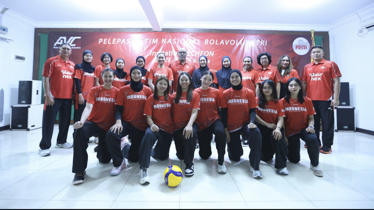 Timnas Voli Putri Indonesia Dibebani Target Runner-up di SEA V Cup 2026, PBVSI Percaya Diri
            - galeri foto