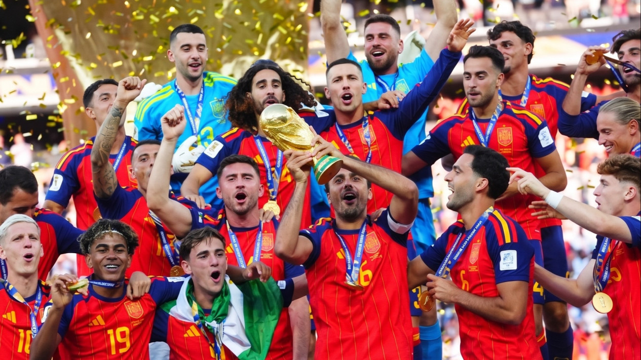 Sah Jadi Juara, Ini Deretan Rekor yang Dipecahkan Timnas Spanyol setelah Berhasil Angkat Trofi Piala Dunia 2026
            - galeri foto