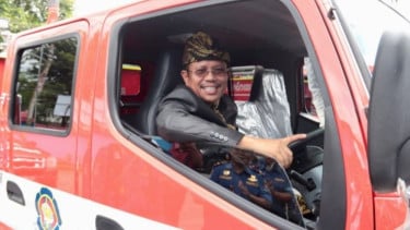 KPK Amankan Uang Tunai Ratusan Juta Rupiah Dalam OTT Bupati Lombok Barat Lalu Ahmad Zaini