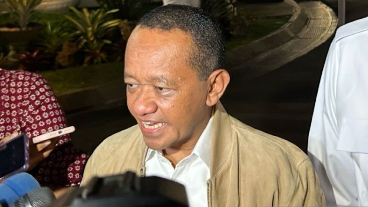 Menteri Bahlil Isyaratkan Harga BBM Nonsubsidi Bakal Turun, Kapan?
            - galeri foto