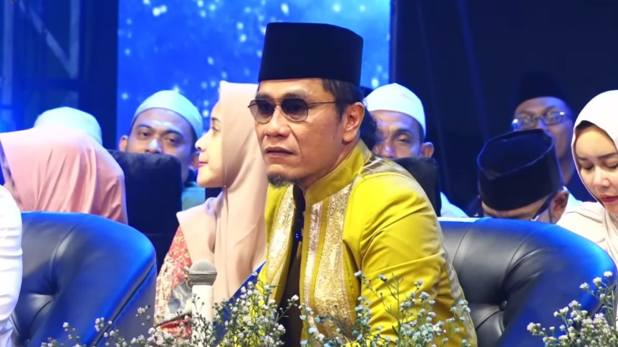 Dicecar Emak-emak Buat Buka Suara, Gus Miftah Bilang Begini usai Dituding Terima Rp100 Juta Kasus Korupsi Jalur KA
            - galeri foto