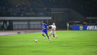 Reuni Eks Borneo FC, Berguinho Sambut Hangat Kedatangan Mariano Peralta di Persib