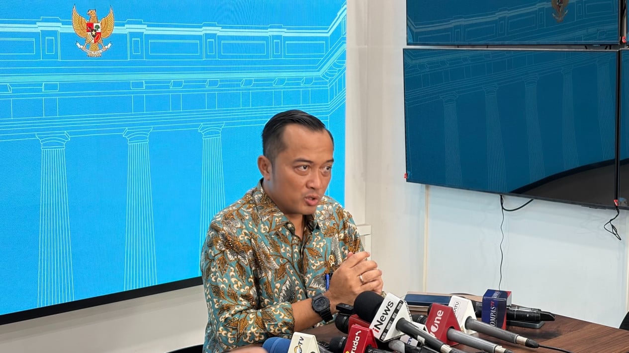 Gaya ‘Slengekan’ Menteri PU Dody Disoroti, Istana: Jadi Catatan untuk Kami Komunikasikan
            - galeri foto