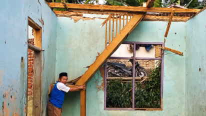Kenal di Medsos Berujung Iming-iming Renovasi Rumah, Sultan Gadungan di Garut Tipu Calon Mertua hingga Nekat Robohkan Rumah