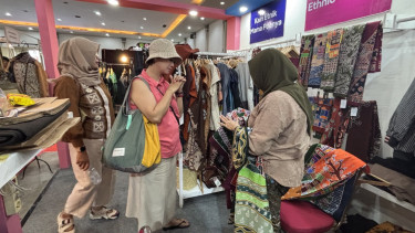 Hamemayu Hayuning Bawono Warnai Road to INACRAFT 2026, Ratusan UMKM Ramaikan Pameran