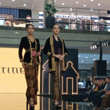 Tak Sekadar Dipahami sebagai Warisan Budaya, Sumbu Filosofi Yogyakarta Menjadi Inspirasi Pembuatan 68 Busana Karya Para Desainer Muda