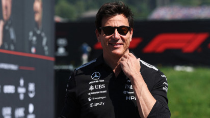 Bos Mercedes Buka Suara Jelaskan Penyebab George Russell Bisa Langsung Tersingkir di Lap Pembuka F1 GP Belgia 2026