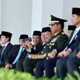 Mendagri Tito Hadiri Upacara Prasetya Perwira TNI-Polri di Istana Merdeka