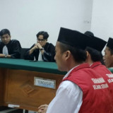 Hakim Vonis Penjara pada Sembilan Terdakwa Kasus Unjuk Rasa Agustus di Serang