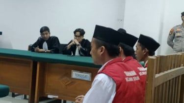 Hakim Vonis Penjara pada Sembilan Terdakwa Kasus Unjuk Rasa Agustus di Serang