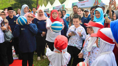 Hari Anak Nasional 2026, Gubernur Khofifah Dorong Pemenuhan Hak dan Perlindungan Anak Sebagai Investasi Strategis Bangsa