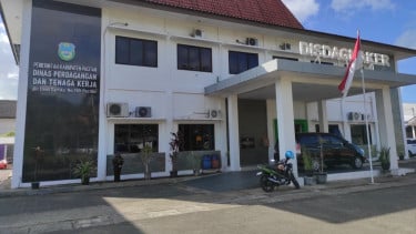 Diduga Tilap Ratusan Juta Hasil Retribusi Pasar, 5 Pegawai Dinas Perdagangan Pacitan Diperiksa Inspektorat