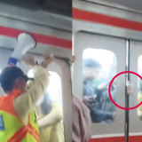 Detik-detik Tangan Penumpang KRL Terjepit Pintu Sambil Pegang Segelas Kopi, Kereta Tetap Berjalan Meski Petugas Beri Kode Darurat