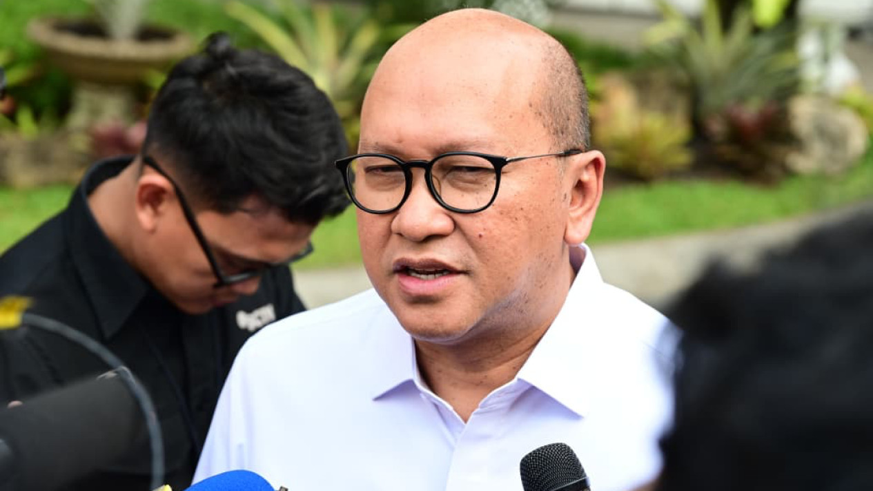 Prabowo Minta Percepat Bangun Indonesia International Financial Center di Bali, Rosan Beberkan Rencananya
            - galeri foto