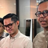 Dude Herlino Datangi Mabes Polri, Kembalikan Uang Jasa Brand Ambassador PT DSI Rp5,2 Miliar