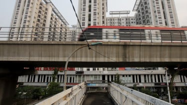 Lensa Berbicara: LRT Jakarta Koridor Pegangsaan Dua-Manggarai Ditargetkan Beroperasi Agustus 2026