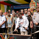 Gubernur Agustiar Sabran Resmikan Pembangunan Huma Betang, Ingatkan Pentingnya Melestarikan Budaya Kalteng