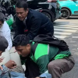Viral Mentan Amran Tolong Korban Kecelakaan di Pinggir Jalan Menteng saat Hendak Bertemu Prabowo, Diapresiasi Warganet