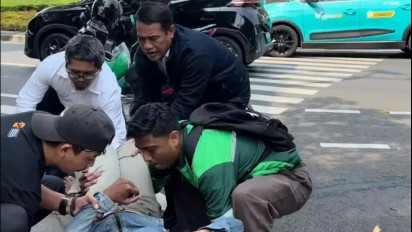 Viral Mentan Amran Tolong Korban Kecelakaan di Pinggir Jalan Menteng saat Hendak Bertemu Prabowo, Diapresiasi Warganet