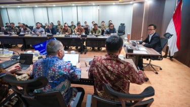 Tingkatkan Daya Saing dan Perkuat Kesehatan Keuangan, Danantara Gelar Pertemuan dengan Pos Indonesia