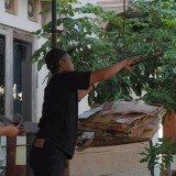 Dosen AKN Blitar Latih Bank Sampah Kelurahan Klampok Olah Plastik dan Maggot BSF