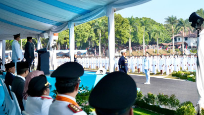 Mendagri Tito Karnavian Dampingi Presiden Prabowo Lantik 1.204 Pamong Praja Muda IPDN