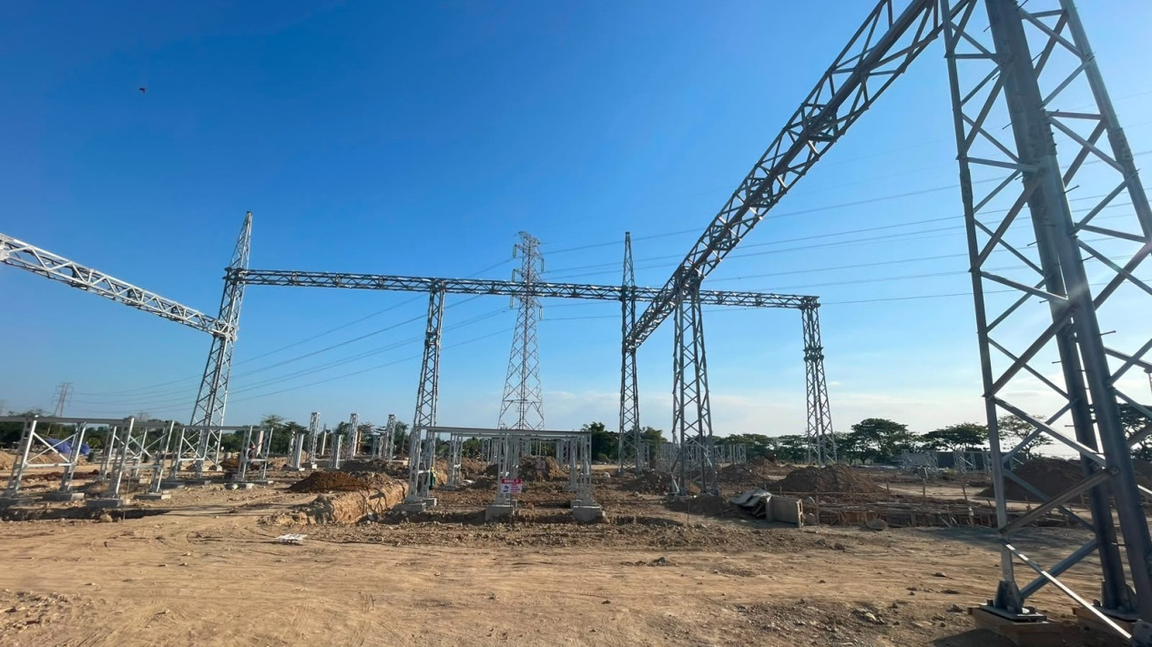 Masyarakat Tunggul Pandean Jepara Antusias Dukung GI Nalumsari 150 kV: Yang Demo Matikan Saja Listriknya
            - galeri foto