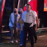 Penampakan Istri Bupati Pemalang Tiba di KPK, Ikut Terjaring OTT Dugaan Suap Proyek dan Jual-Beli Jabatan