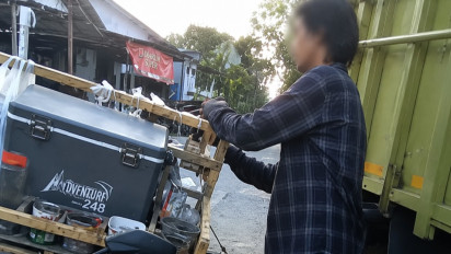 Viral Pedagang Es Keliling Dilabrak Ibu-ibu di Karawang, Imbas Diduga Lakukan Aksi Tak Senonoh kepada Anak