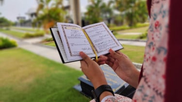 Tidak Asal, Ini Aturan Pemakaman Muslim Sesuai Syariat