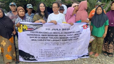 UI Fasilitasi Sekolah Perempuan untuk Korban Bencana Banjir di Langkat, Sumatera Utara