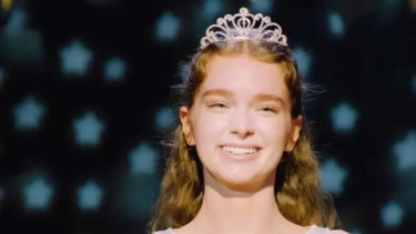 Cuplikan Perdana Carrie Resmi Dirilis, Novel Horor Legendaris Stephen King Diadaptasi Jadi Serial