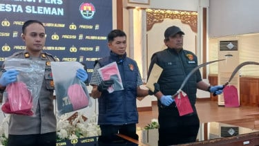 Bikin Konten Gagah-gagahan Acungkan Celurit Lalu Diposting di Medsos, Siswa Sekolah Rakyat di Sleman Ditangkap Polisi