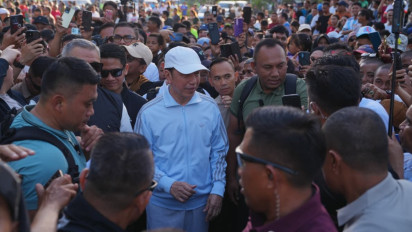 Jokowi Hadiri CFD Kupang, Warga Teriak: Bapak Kesayangan Pulang Kampung