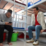 Menkeu Purbaya Tinjau Sekolah Rakyat Surabaya, Pastikan Sarpras Siap Layani 270 Siswa