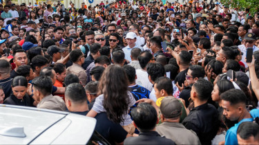 Warga Berbondong-bondong Teriakan 'Terima Kasih Pak Jokowi'