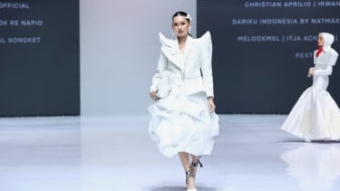 Dari Limbah Jadi Mewah, Koleksi ReWoven in White Curi Perhatian di Runway IFW 2026