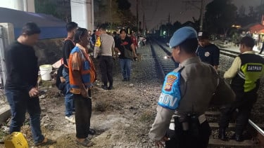 Bawa Karung Rongsokan, Lansia Tuna Rungu Tewas Tertemper KA Bengawan di Jalur Rel Sleman