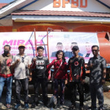 Terdampak Kekeringan, Ratusan Warga di Dompu NTB Terima Bantuan Gerakan Air Bersih