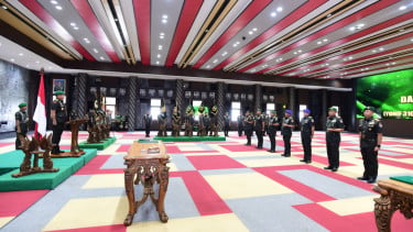 Pimpin Sertijab dan Alih Kodal Tiga Yonif, Kasad Tekankan Penguatan Organisasi TNI AD