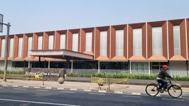 Wali Kota Bandung Murka, 10 Pohon Besar Ditebang Diam-diam di Jalan Riau, Pengelola Padel Six Nine Kini Dipanggil Pemkot