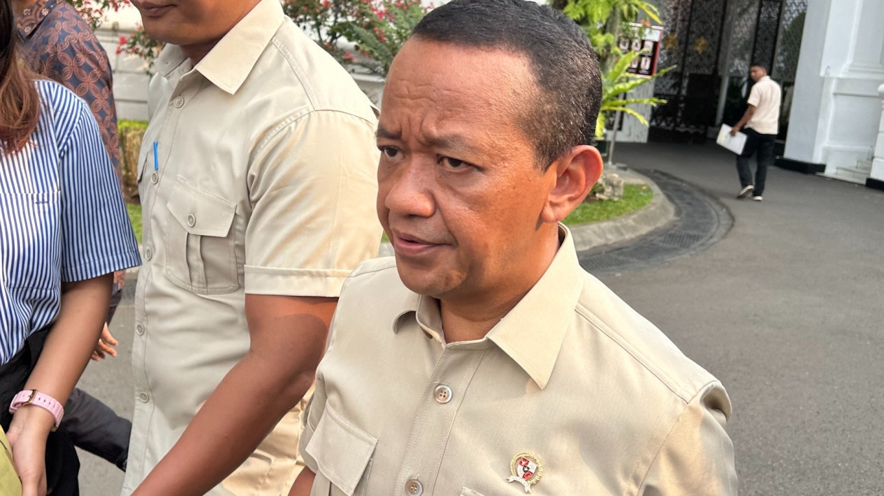 Prabowo Turun Tangan Atasi Pemadaman Listrik Kalimantan, Bahlil Diperintahkan Bereskan
            - galeri foto