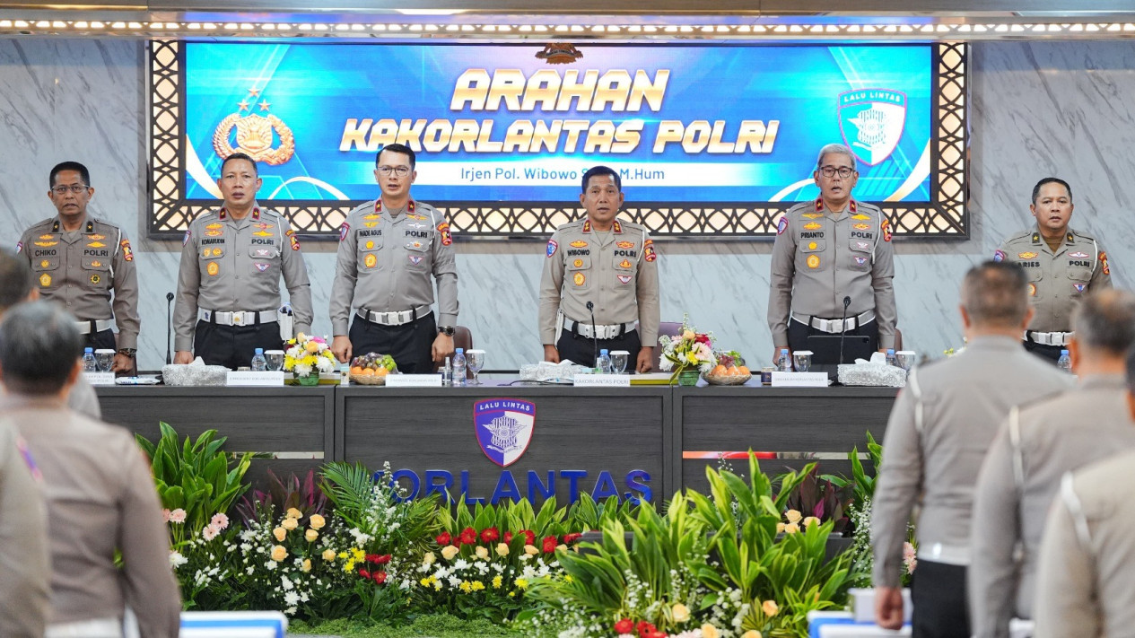 Belasan Ribu Pelanggaran Plat Nomor, Korlantas Polri Terapkan Sistem Pengenal Wajah Pengendara di ETLE
            - galeri foto