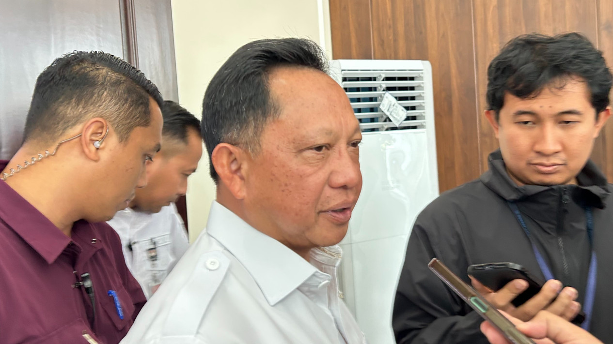 Mendagri Ungkap 79 Pemerintah Daerah Terjepit Krisis Fiskal, Usul Suntikan Dana hingga Rp14 Triliun
            - galeri foto