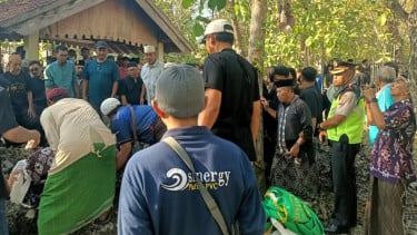Jasad Korban Pendaki Gunung Piramid Bondowoso Dimakamkan di Babat Lamongan