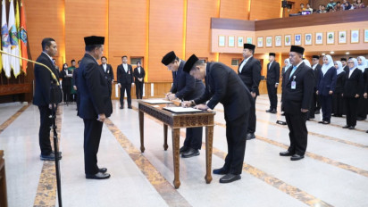 Lantik Pejabat di Lingkungan Kemendagri, Mendagri Tito Karnavian Minta ASN Tingkatkan Kinerja