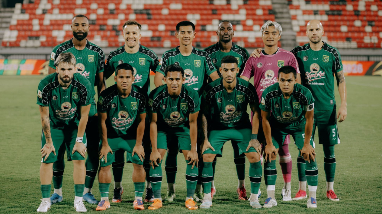 Persebaya Mulai Waspada, Bernardo Tavares Soroti Masalah Ini Jelang Hadapi Bhayangkara FC
            - galeri foto