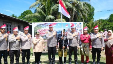 Sentuh Wilayah Pesisir, Ekspedisi Merah Putih Polda Riau Tanam 1.000 Mangrove